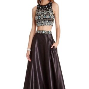 Aspeed Black and White Embellished Prom Dress
